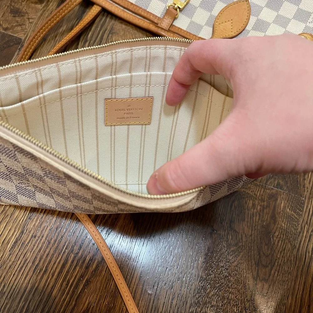 Louis Vuitton Neverfull w/ Pochette - Picture 3 of 11
